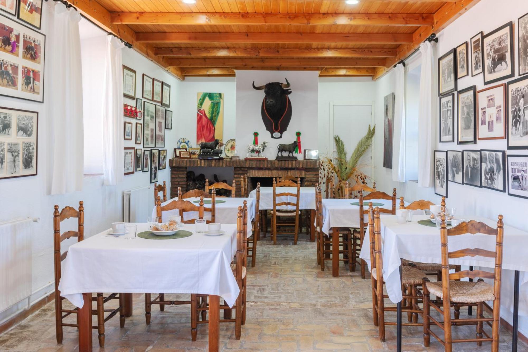 Alojamiento Rural Finca Barral Эль-Гарробо Экстерьер фото